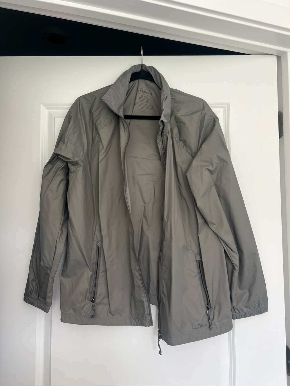L.L. Bean Women’s Light Gray Windbreaker Jacket